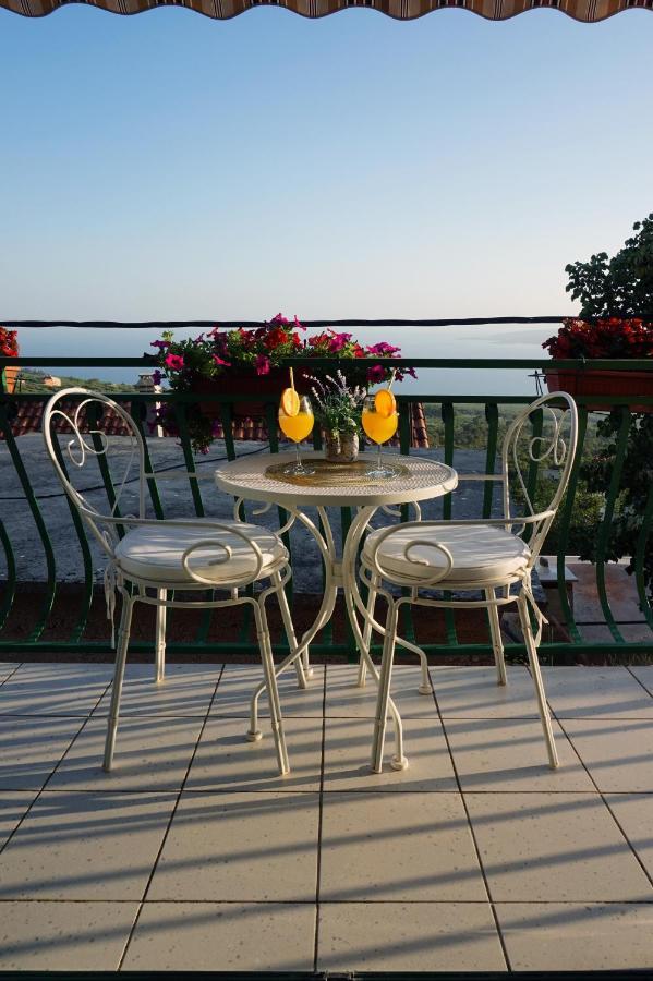 Holiday House Terezija Baška Voda Kültér fotó