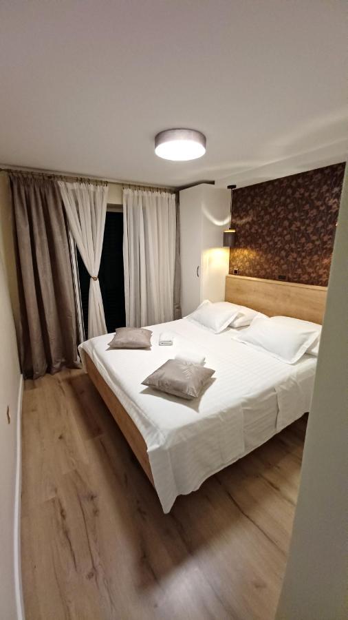 Holiday House Terezija Baška Voda Kültér fotó